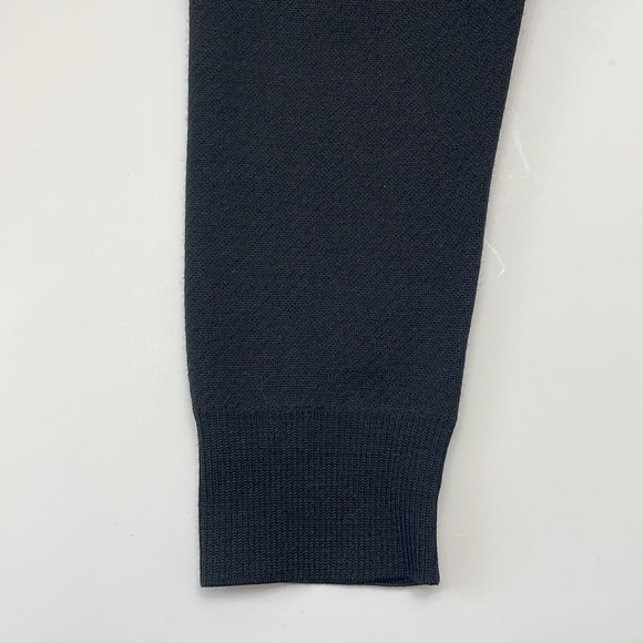 St. John Panther Print Black Jacquard Sweater - Picture 11 of 12